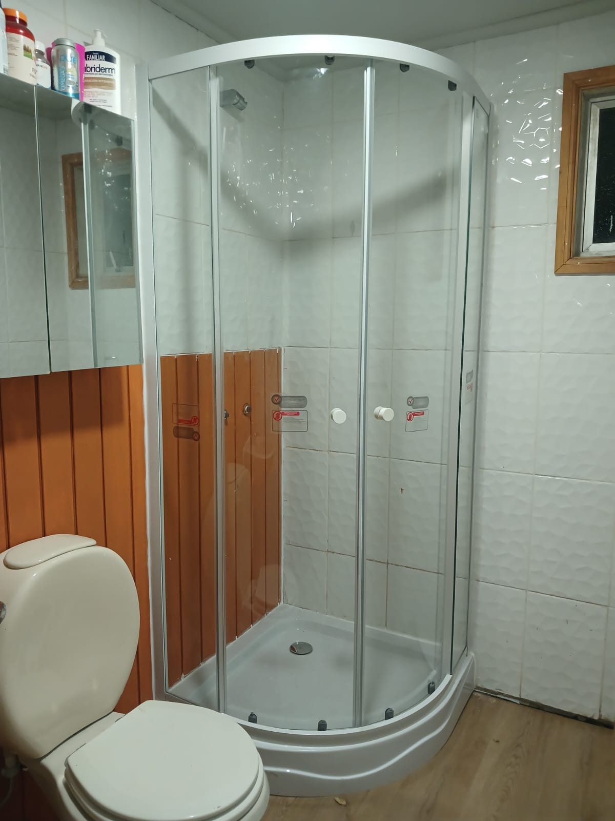 Instalación de cabina de ducha